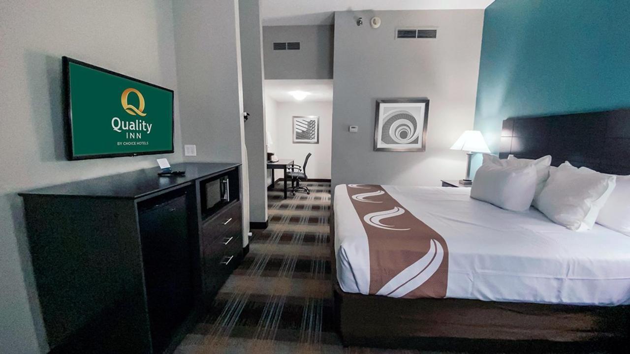 Quality Inn Roseville-Detroit North Εξωτερικό φωτογραφία