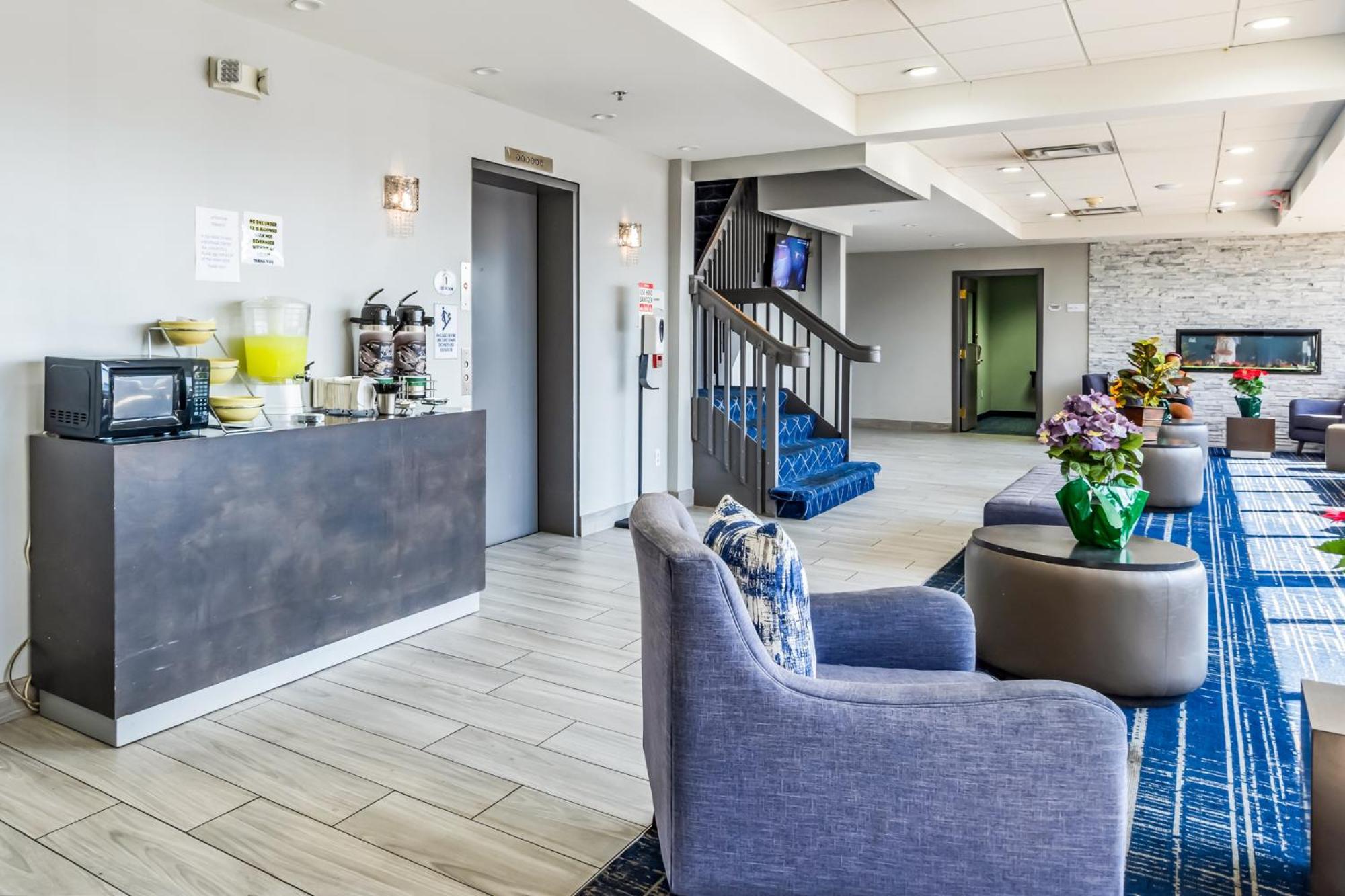 Quality Inn Roseville-Detroit North Εξωτερικό φωτογραφία